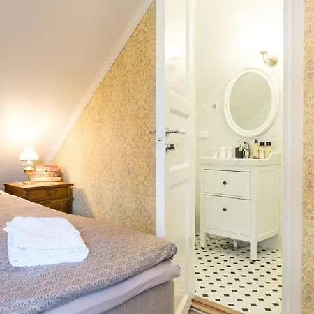 B&B B&B Kaepylaen Helmi 탐페레