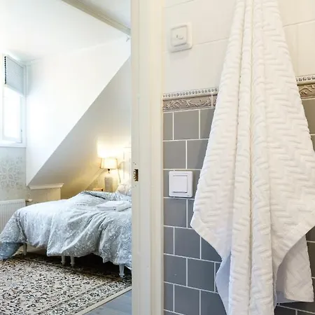 B&B Kaepylaen Helmi