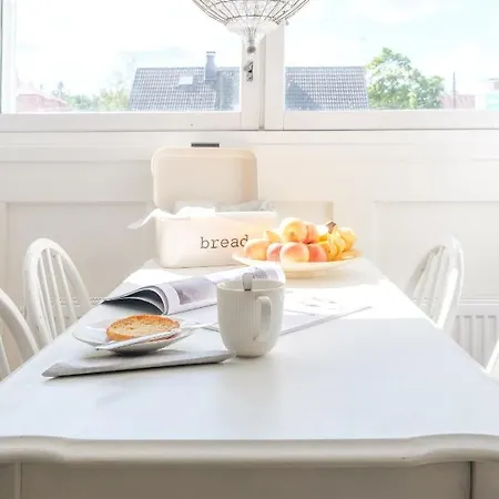 B&B Kaepylaen Helmi *