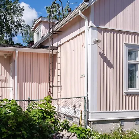B&B Kaepylaen Helmi * Tampere